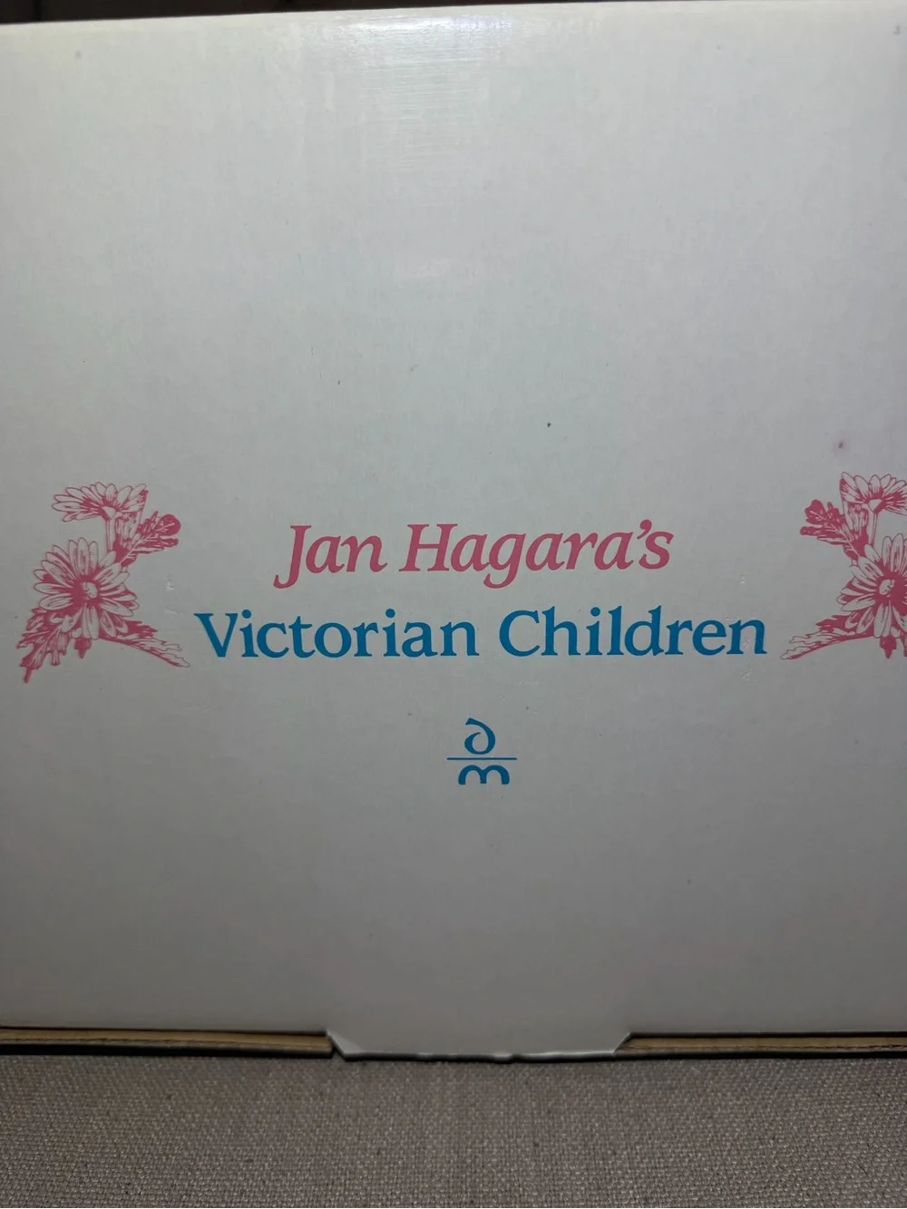 MINT VICTORIAN CHILDREN HAND CRAFTED 'GOLDIE'1989 DOLL BY JAN HAGARA 21